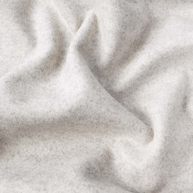 Stickat Modetyg Enfärgad