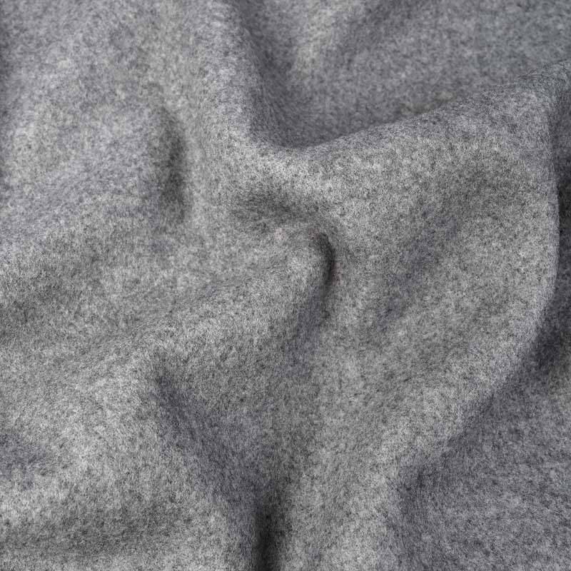 Stickat Modetyg Enfärgad